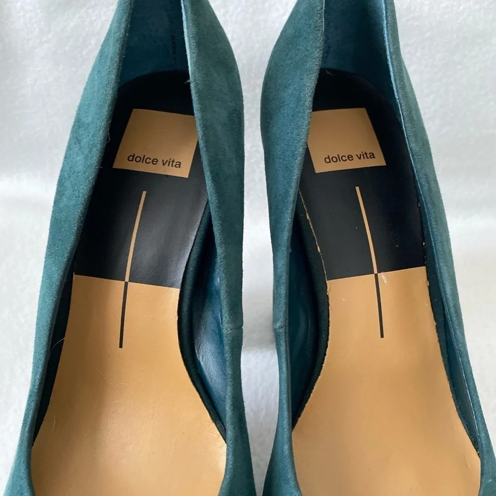 Dolce Vita Size 8 1/2 Green Suede Lizard inspired Trim Platform Heeled Pumps